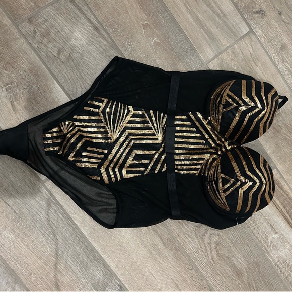 Black Fuchsia Secret Lace Womens Sequin Panel Bodysuit Size Large Art Deco New - Picture 10 of 12